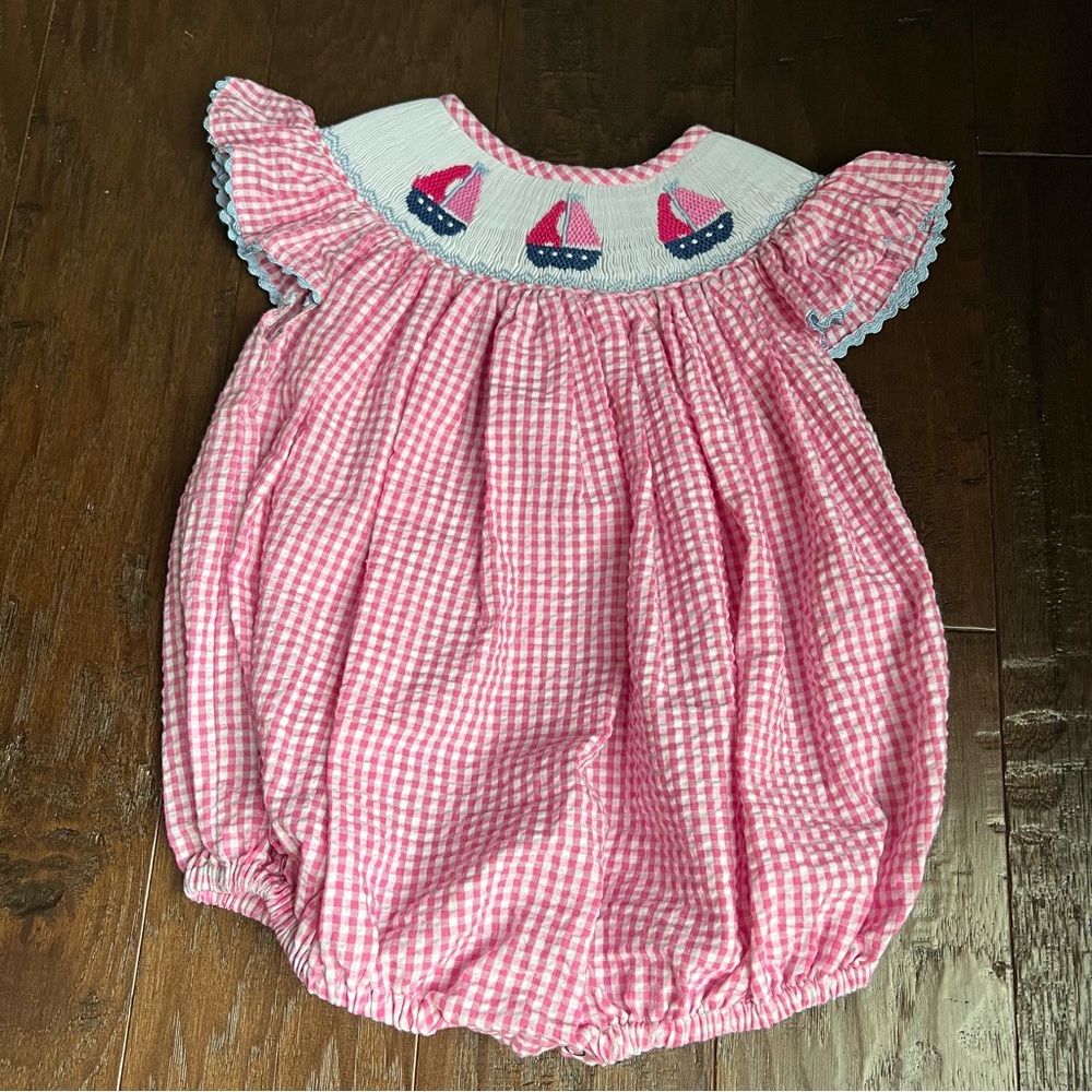 Cute boat smock